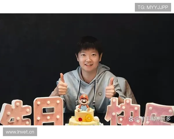 孙颖莎一天喝五杯冰美式，训练完直接啃蛋白棒当晚餐