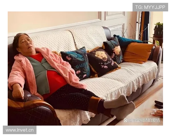 张志磊周末穿的睡衣居然比我家整套家具还贵